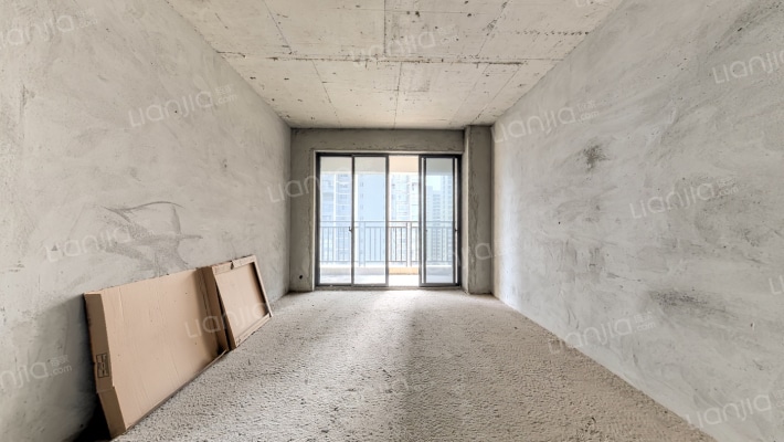 凯尊公馆二手房实景图