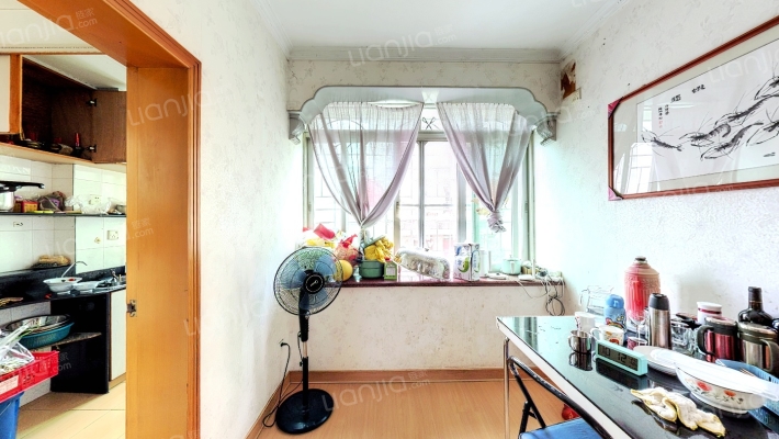 儿童学园新村二手房实景图