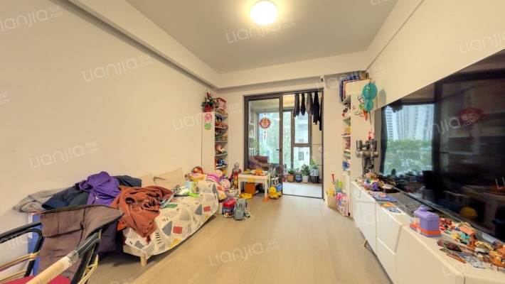 上实海上菁英一期二手房实景图