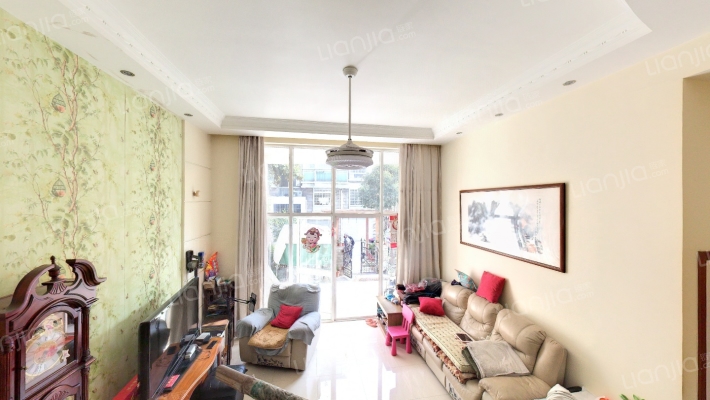 千岱名墅二手房实景图