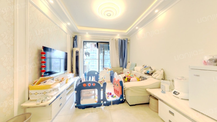 港铁天颂二手房实景图