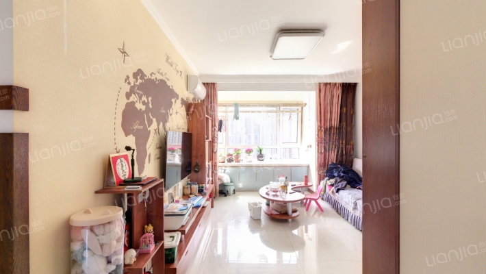 沈铁新苑西区二手房实景图