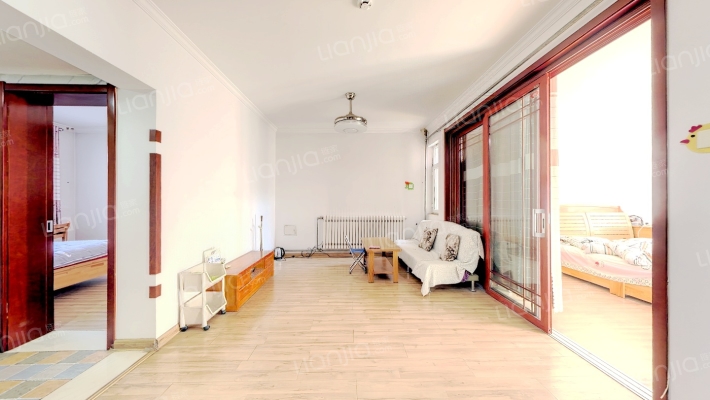 山东省实验中学东校区宿舍二手房实景图