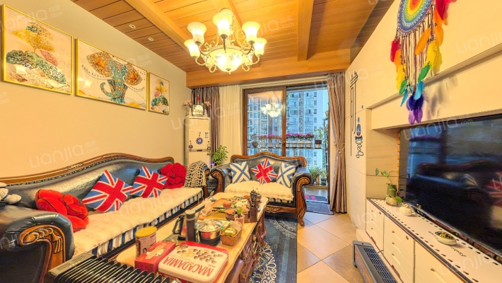 鹭岛国际四期二手房实景图