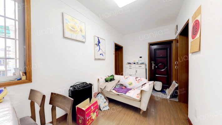 三里亭苑二区二手房实景图