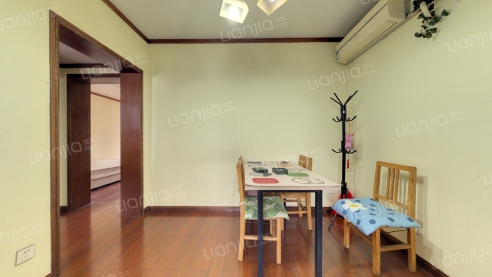 文一路38弄二手房实景图