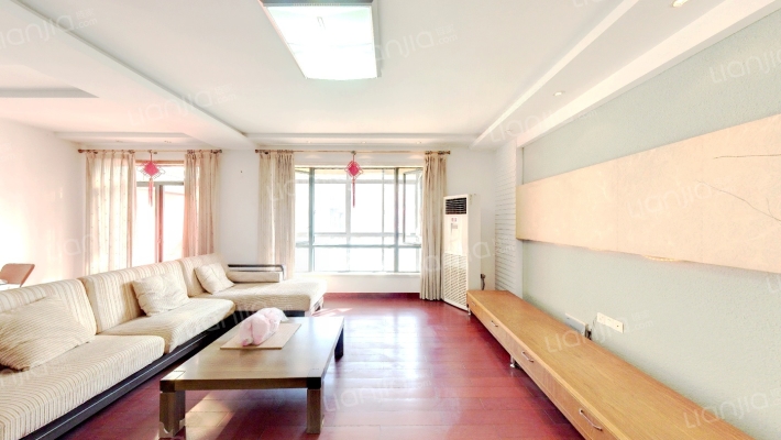 万科四季花城南区二手房实景图