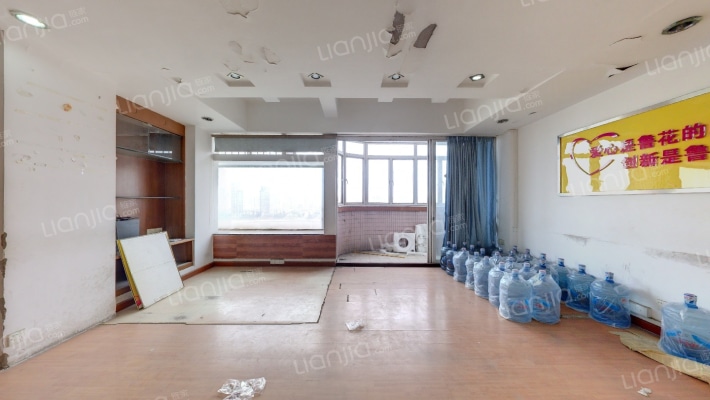 加怡大厦二手房实景图