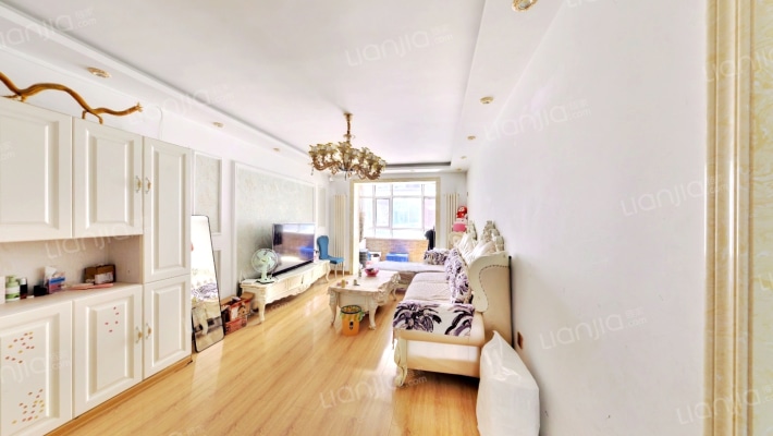 城东新居D区二手房实景图