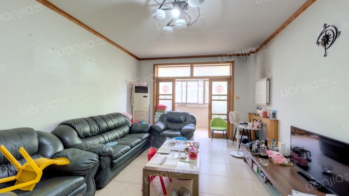 滨河小区颐宁苑南区二手房实景图