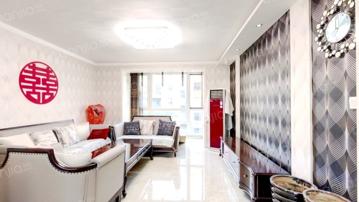 水晶城三期二手房实景图