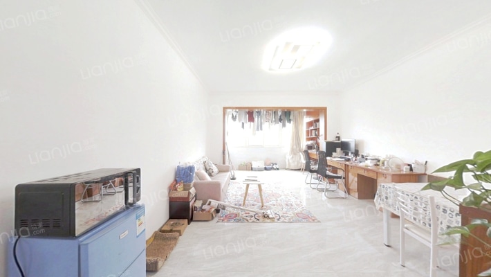 美罗江畔二手房实景图