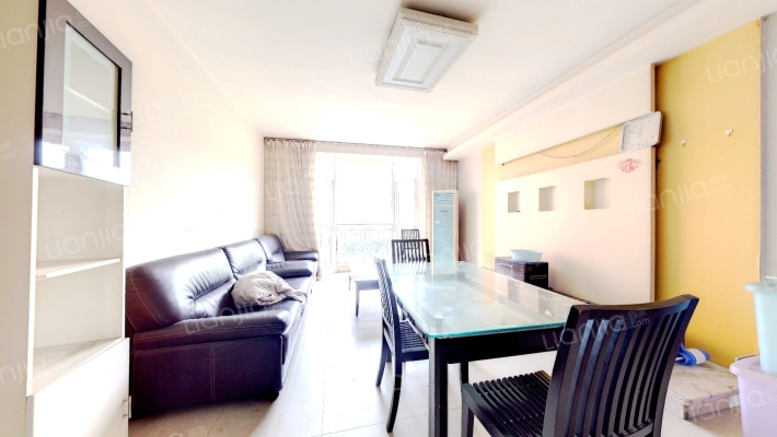 亲水美居二手房实景图