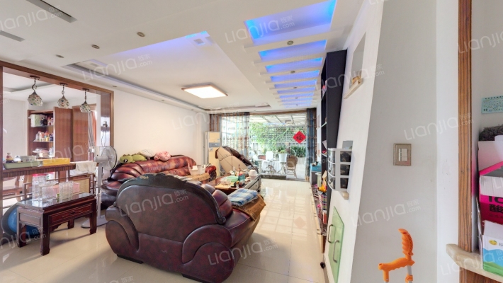 春城大厦二手房实景图