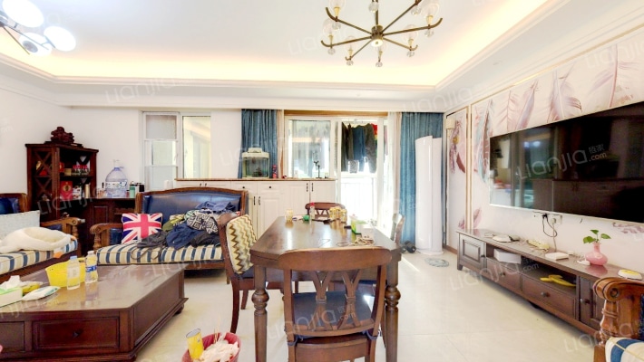 美联德玛假日二期阳光里二手房实景图