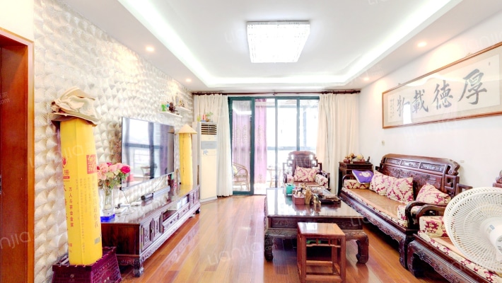 东源名都东区二手房实景图