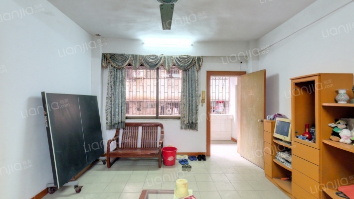 天鹅花园二手房实景图