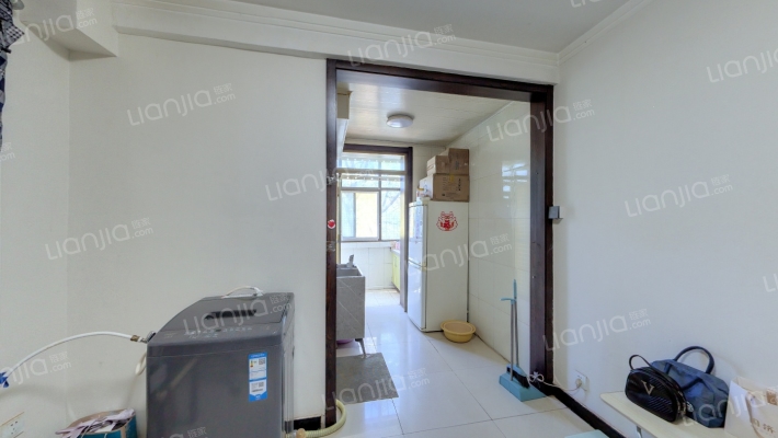 三三零二小区南院二手房实景图