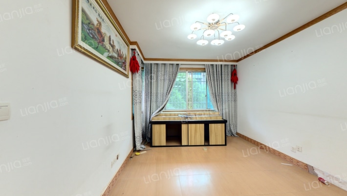 鑫荣花园二手房实景图