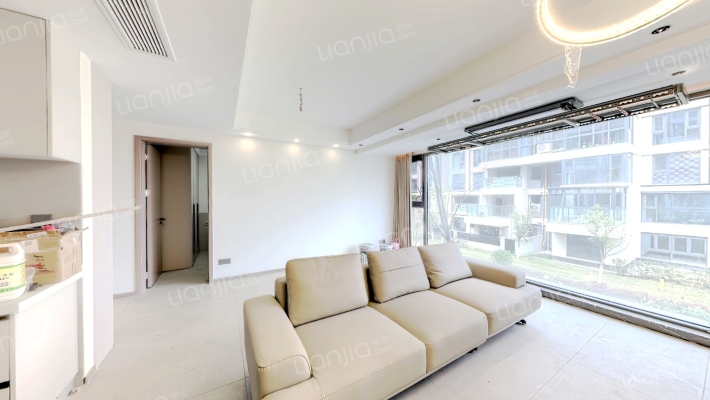 天宸誉璟二手房实景图