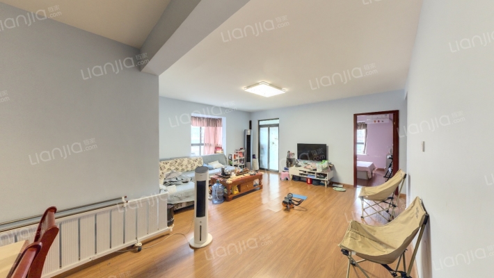 东立国际花城二手房实景图