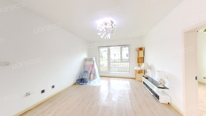 鑫江华府二手房实景图