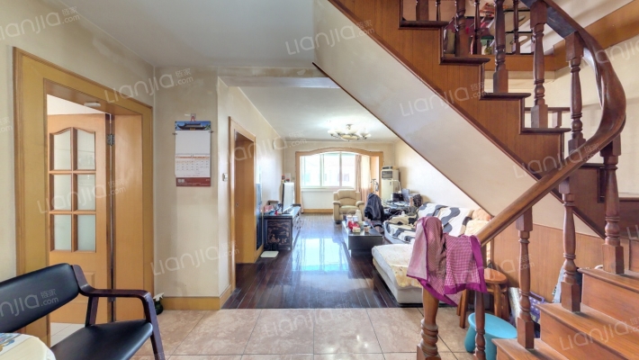 芳沁苑二手房实景图