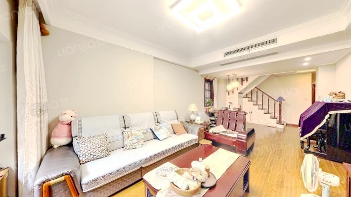 保利百合花园二手房实景图