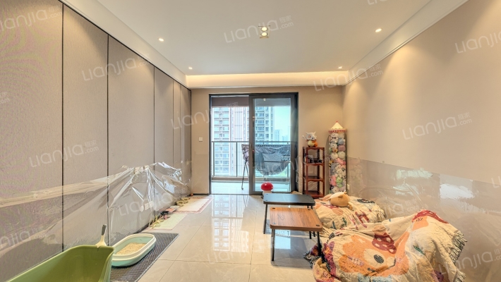 华润未来之城二期二手房实景图