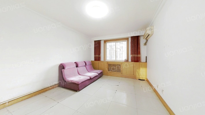 山海花园二手房实景图