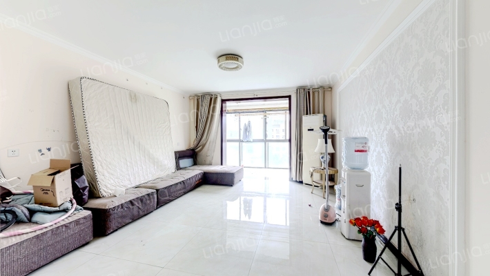 中凯华府二手房实景图