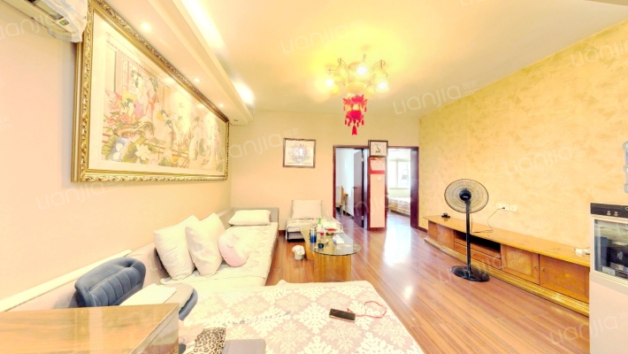 双发巷131号二手房实景图