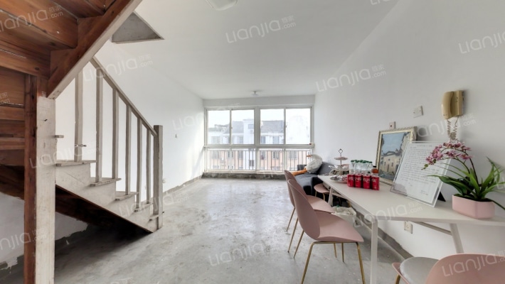 宝通家园二手房实景图