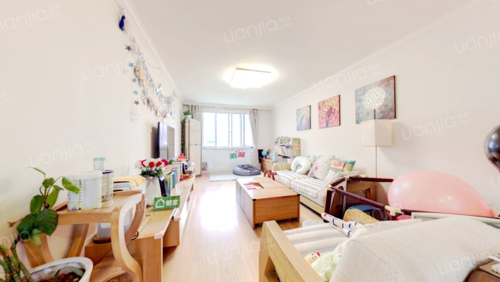 流晶逸彩二手房实景图