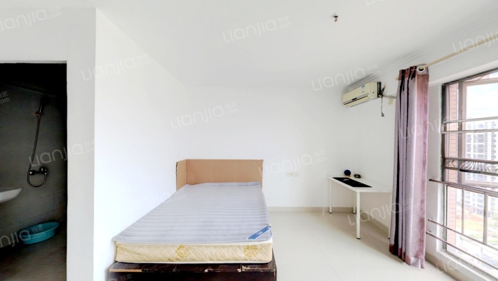 新世纪河畔广场二手房实景图