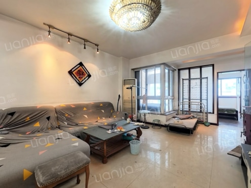 整租·天仙桥北路14号 4室1厅 东南/南