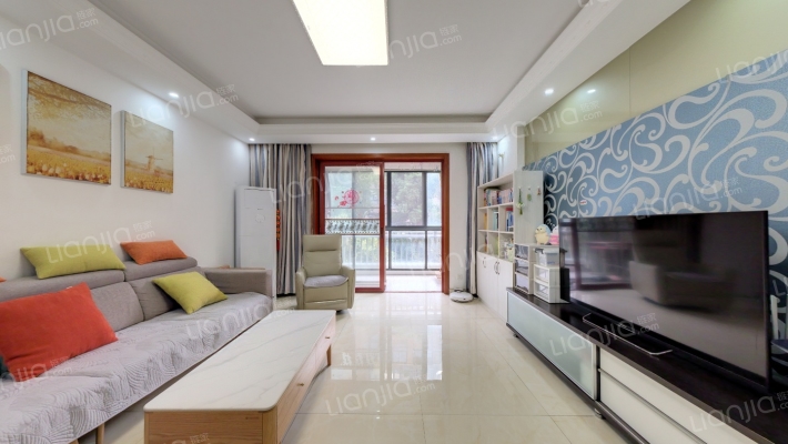 保利湖畔阳光苑一期二手房实景图