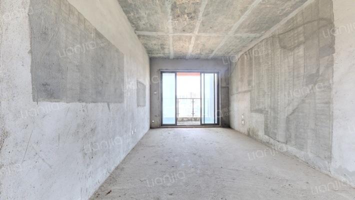 东部阳光花园二手房实景图