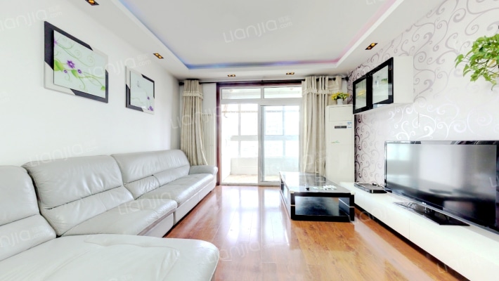 加州水郡四期二手房实景图