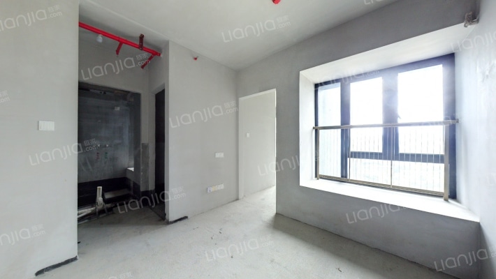 悦峰尚府二手房实景图