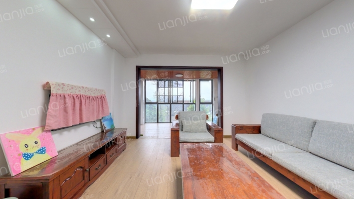 海兰云天二手房实景图