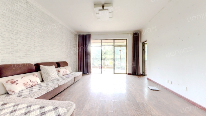 佳乐国际城一期二手房实景图