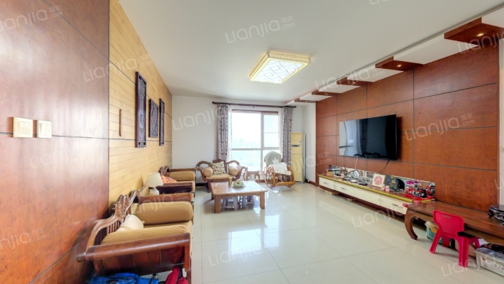 奥林匹克村二手房实景图