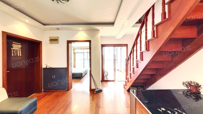 沈默花苑二手房实景图