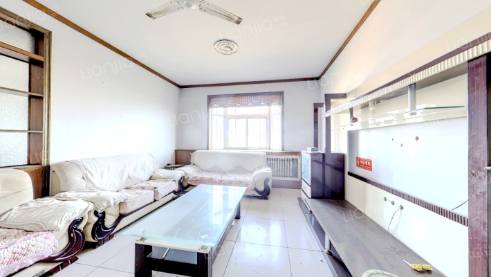 公用事业局宿舍二手房实景图