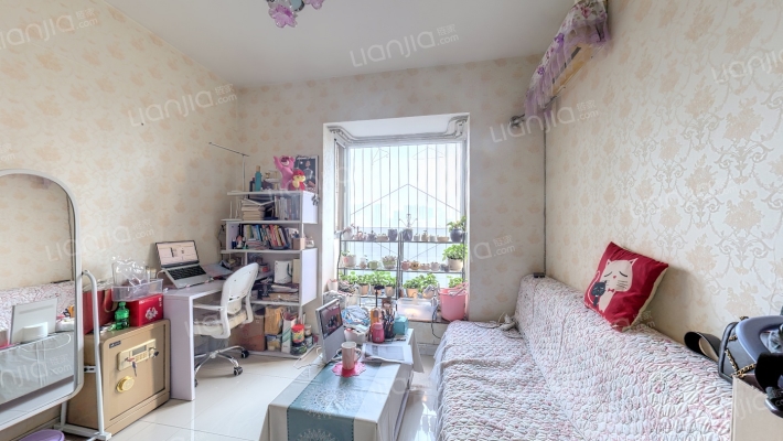 贝多小屋二手房实景图