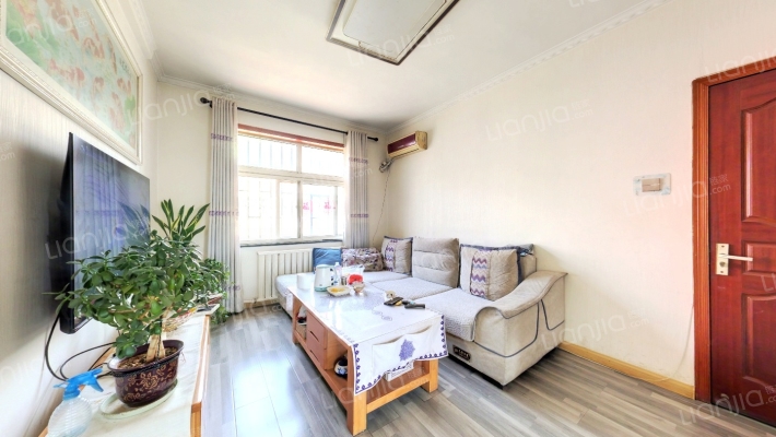 汽车大修厂二手房实景图