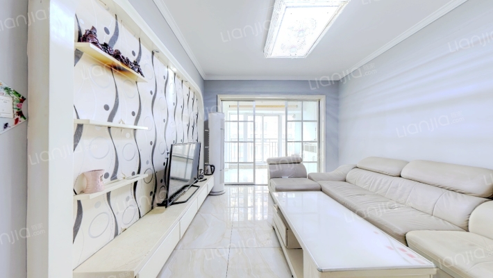 富田兴龙湾二手房实景图