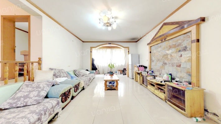 涤纶厂家属院二手房实景图