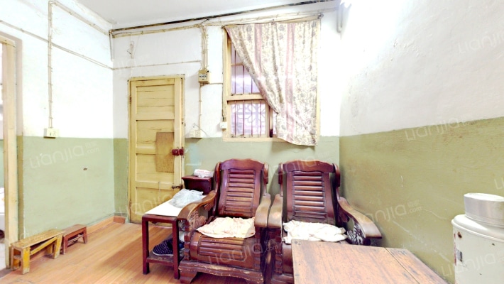 湖边坊路二手房实景图